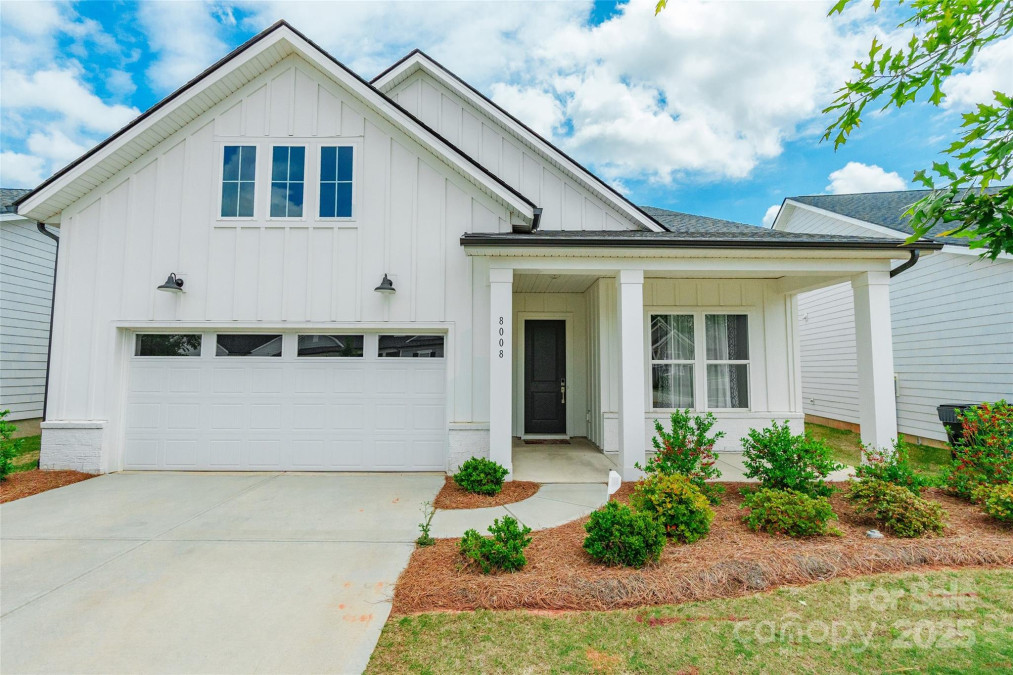 8008 Brookbank Dr Charlotte, NC 28269