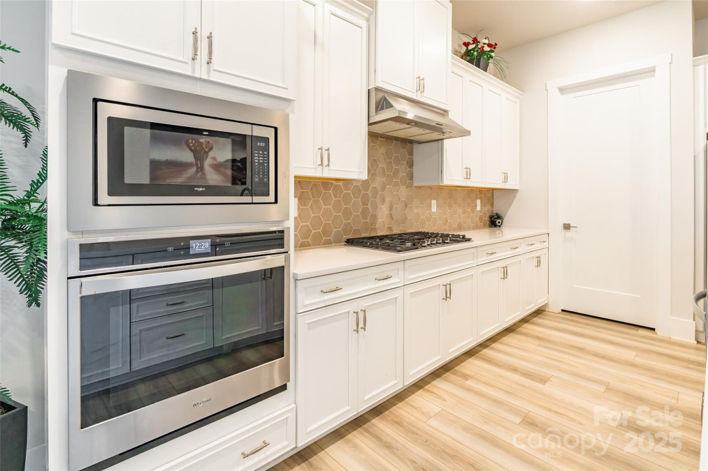 8008 Brookbank Dr Charlotte, NC 28269