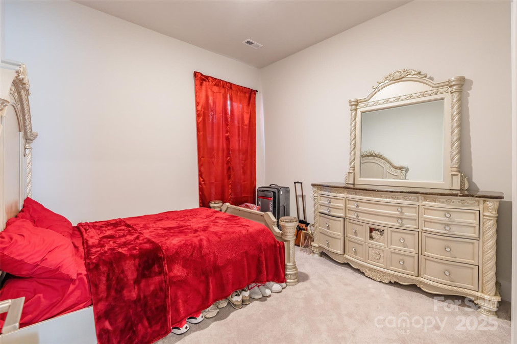 8008 Brookbank Dr Charlotte, NC 28269