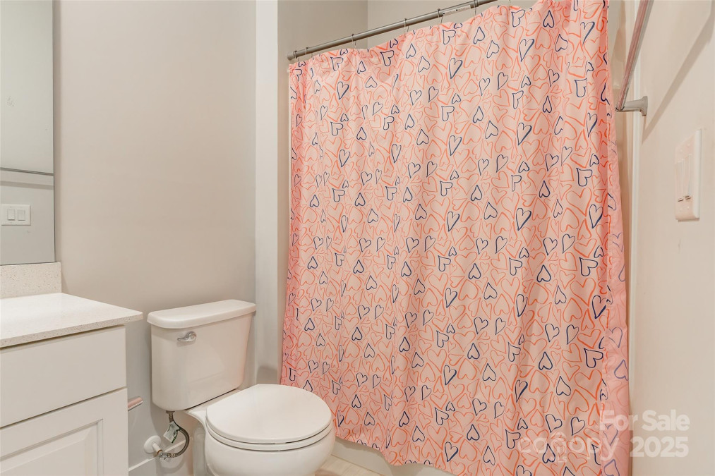8008 Brookbank Dr Charlotte, NC 28269