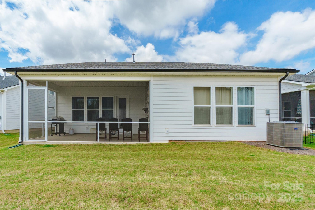 8008 Brookbank Dr Charlotte, NC 28269