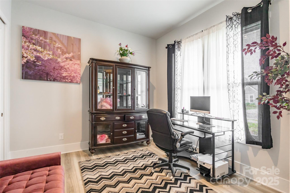 8008 Brookbank Dr Charlotte, NC 28269