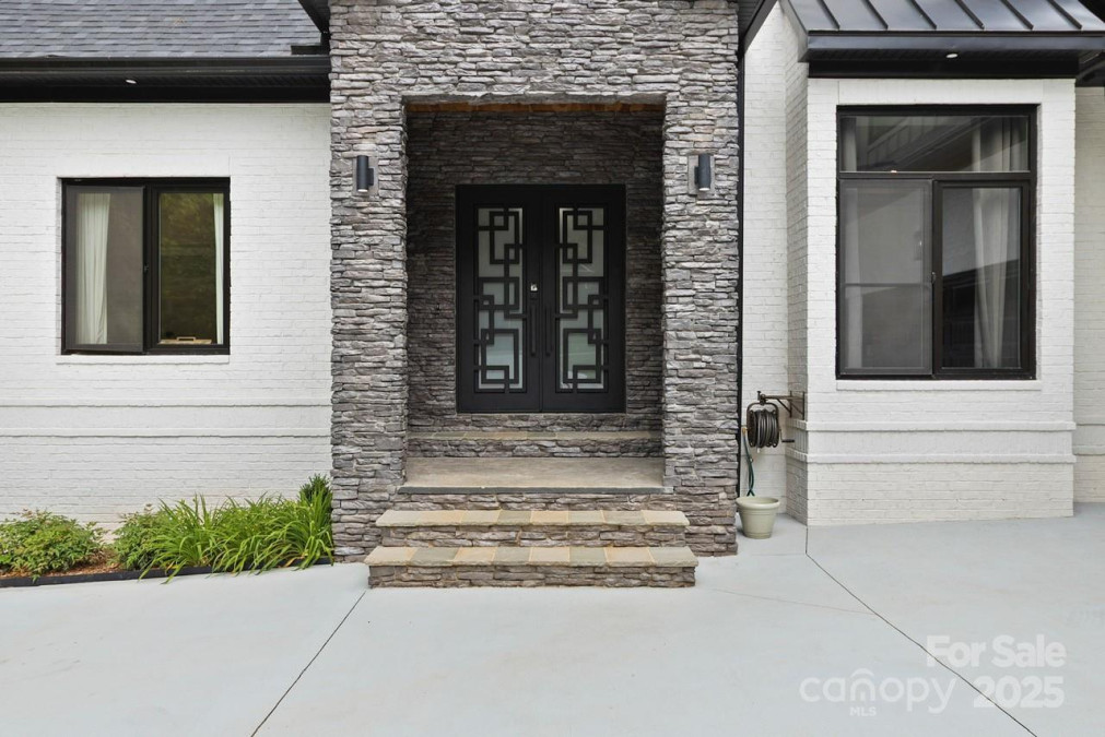 4135 Mineral Ln Lincolnton, NC 28092