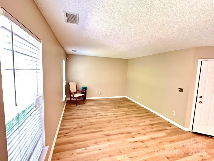 3032 Mallard Forest Dr Charlotte, NC 28269