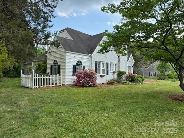 3432 Kernersville Rd Winston Salem, NC 27107