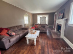 3432 Kernersville Rd Winston Salem, NC 27107