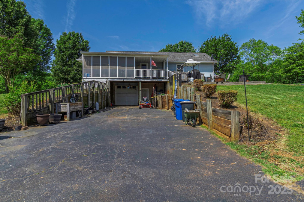 174 Perrin Dr Mooresville, NC 281174