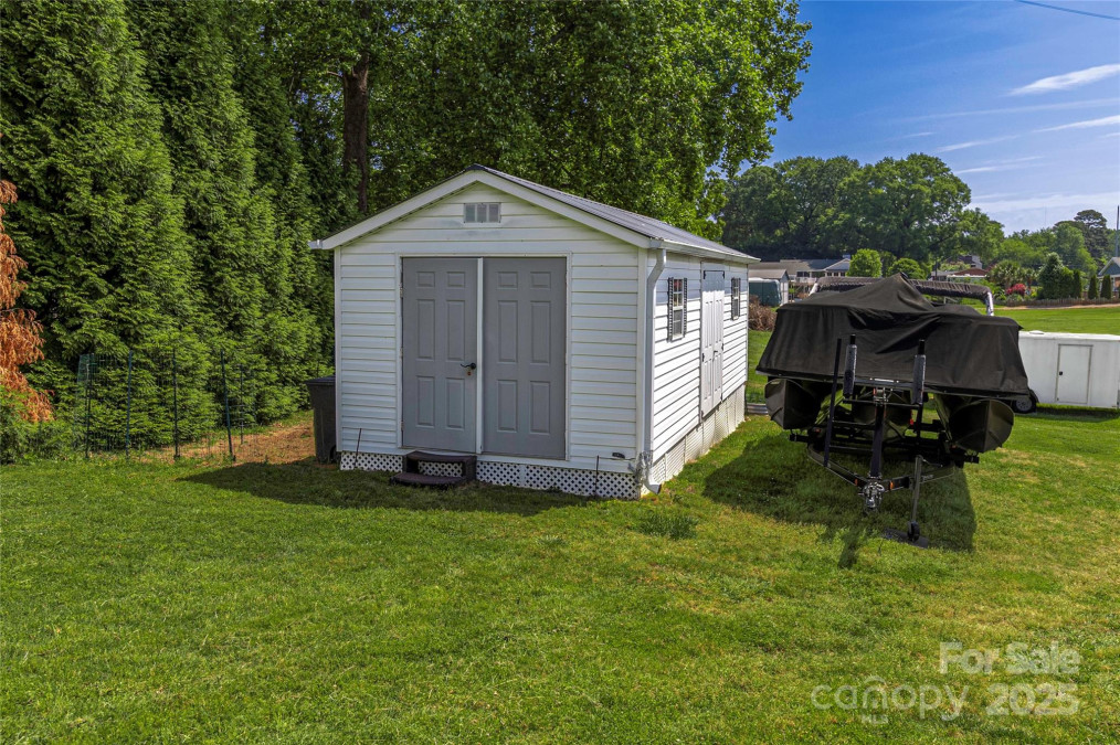 174 Perrin Dr Mooresville, NC 281174