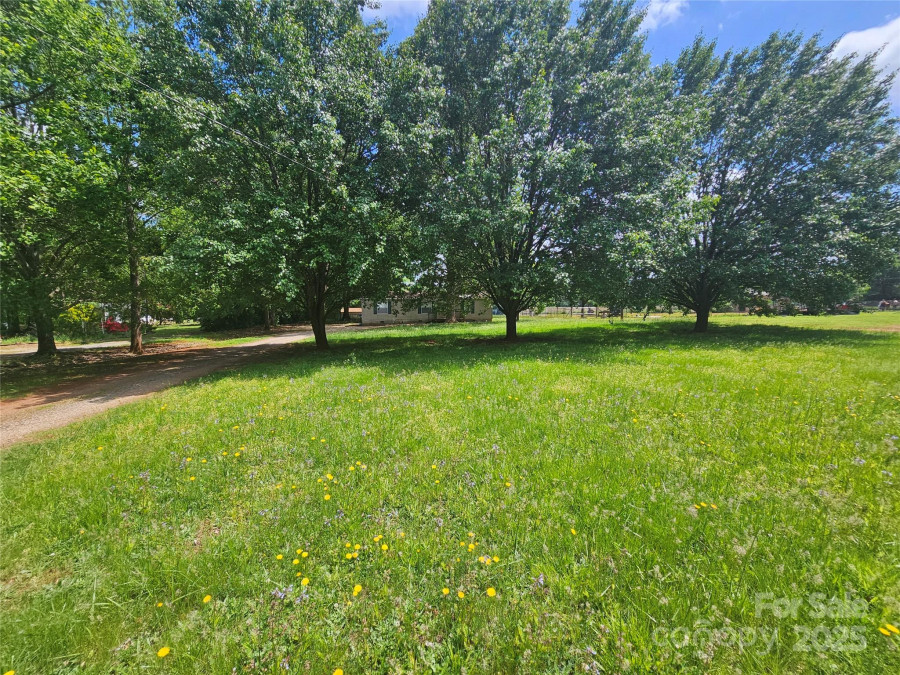 1001 Bexley Ln Lincolnton, NC 28092