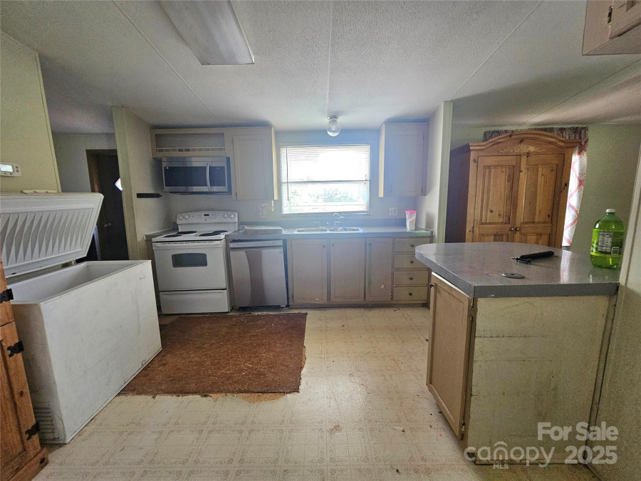 1001 Bexley Ln Lincolnton, NC 28092