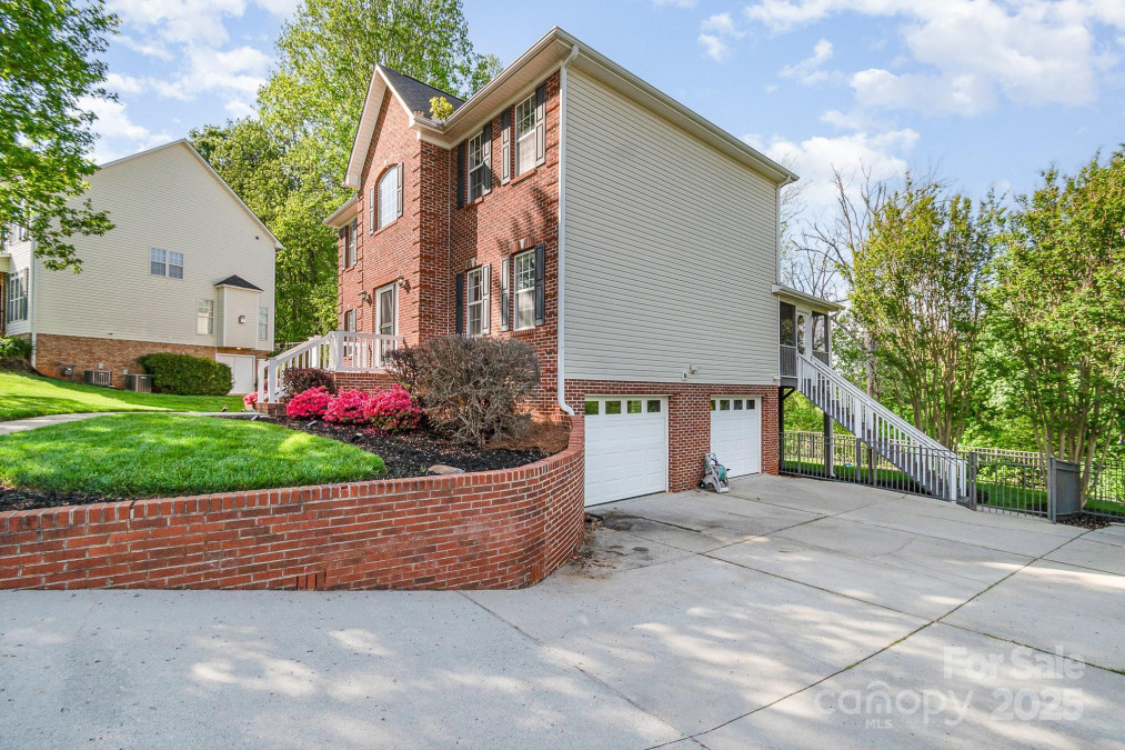 135 Lonetree Cir Advance, NC 27006