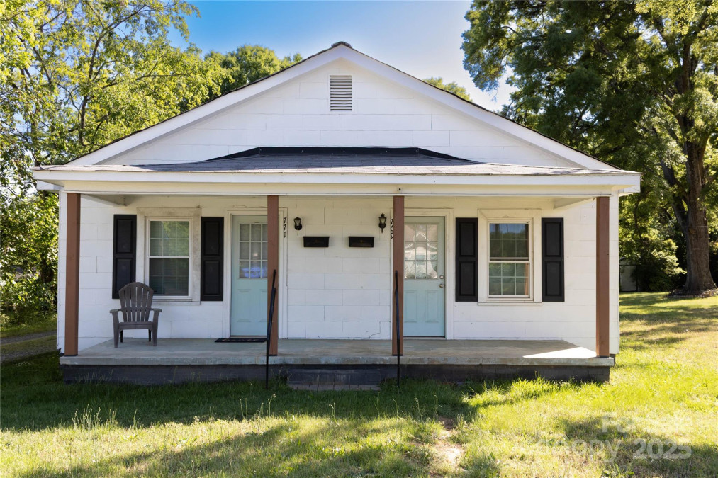 769 Iredell Ave Mooresville, NC 28115
