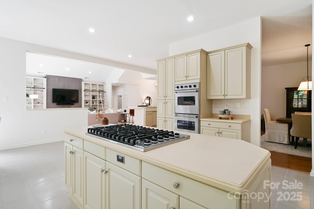 1245 Bellemeade Ln Charlotte, NC 28270