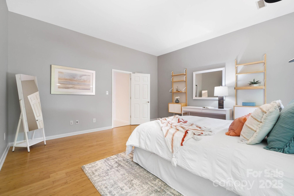 1245 Bellemeade Ln Charlotte, NC 28270
