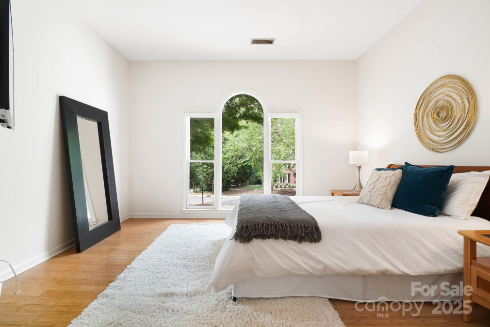 1245 Bellemeade Ln Charlotte, NC 28270