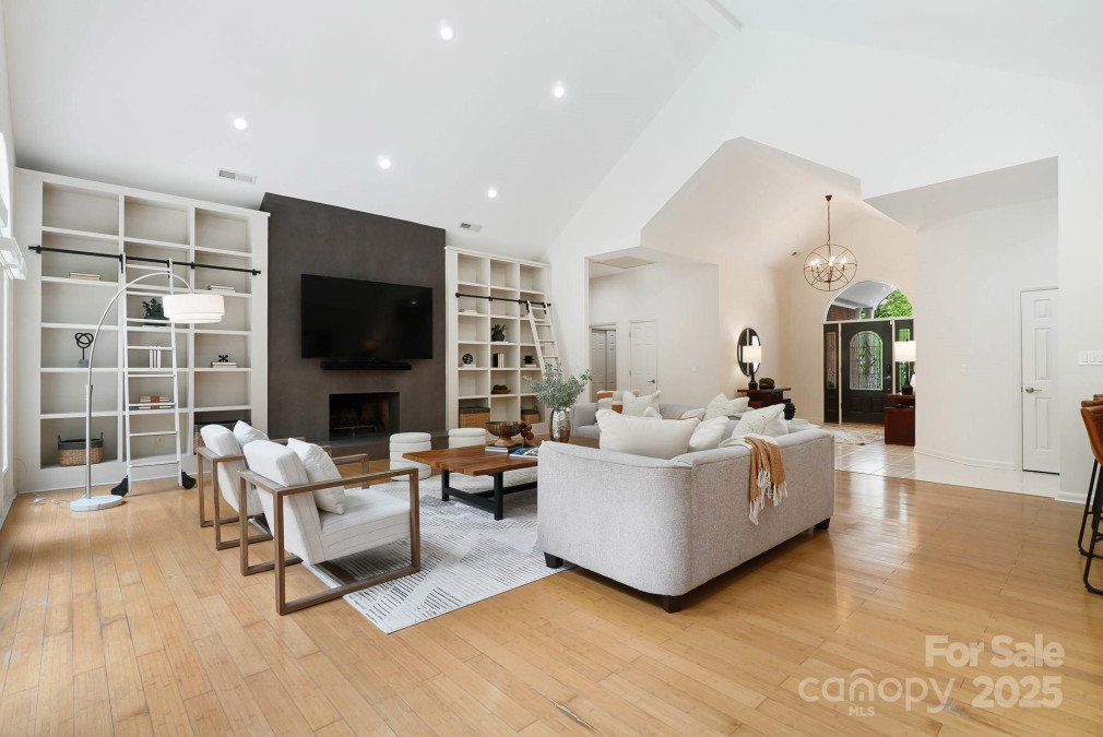 1245 Bellemeade Ln Charlotte, NC 28270