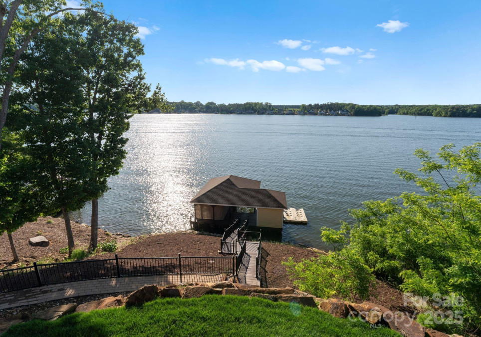 249 Landing Trl Mount Gilead, NC 27306