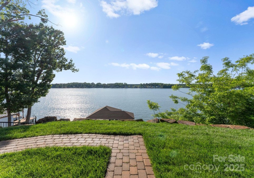 249 Landing Trl Mount Gilead, NC 27306