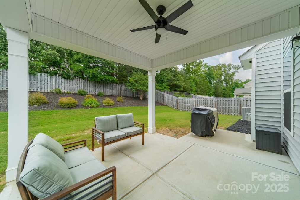 3205 Berry Creek Rd Charlotte, NC 28214