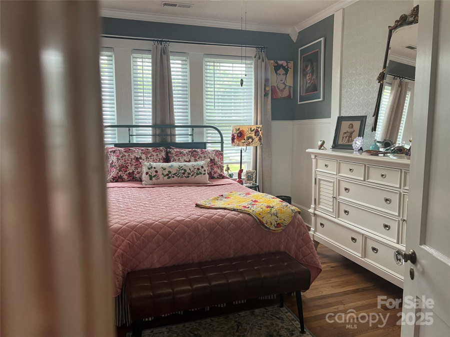130 Arlington St Forest City, NC 28043