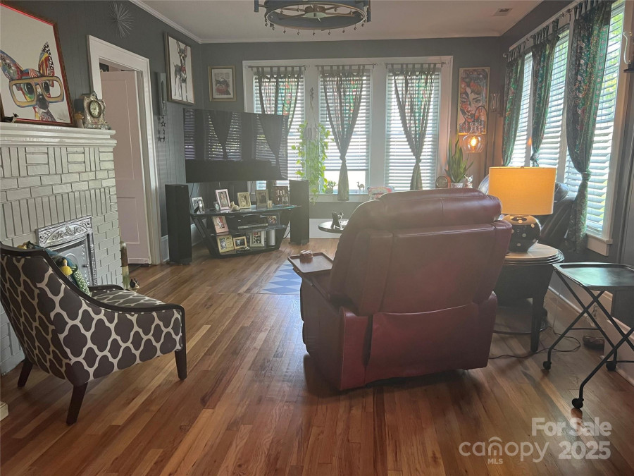 130 Arlington St Forest City, NC 28043