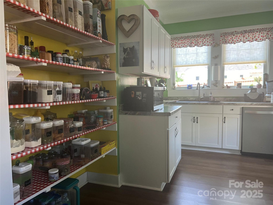 130 Arlington St Forest City, NC 28043