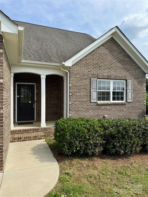 4048 Avis Way Monroe, NC 28110