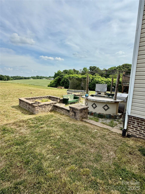 4048 Avis Way Monroe, NC 28110