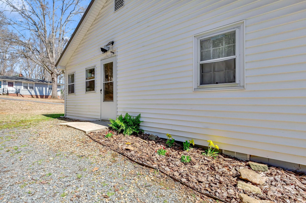 1339 Hill St Albemarle, NC 28001