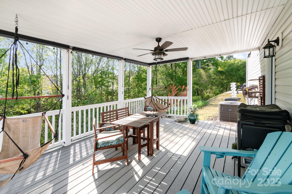 518 Dutch White Dr Clover, SC 29710