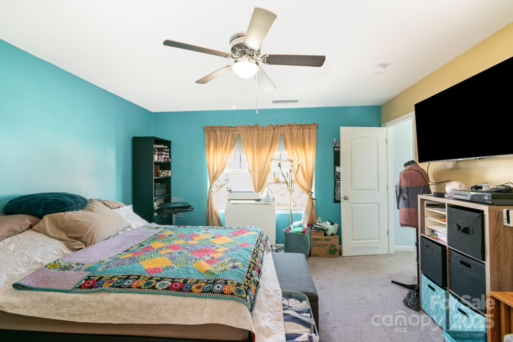 518 Dutch White Dr Clover, SC 29710