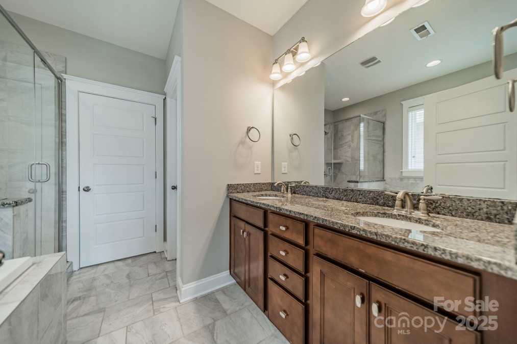 2305 Blueberry St Belmont, NC 28012