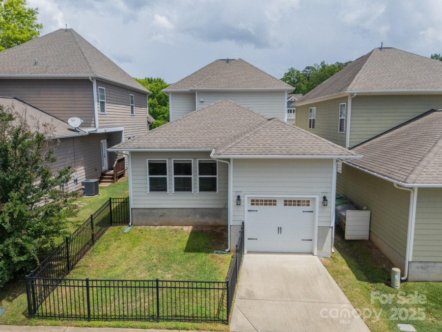 2305 Blueberry St Belmont, NC 28012