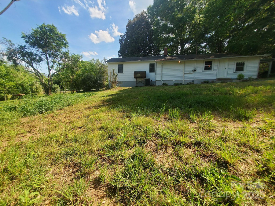 16603 Nc Hwy 73 Hw Albemarle, NC 28001