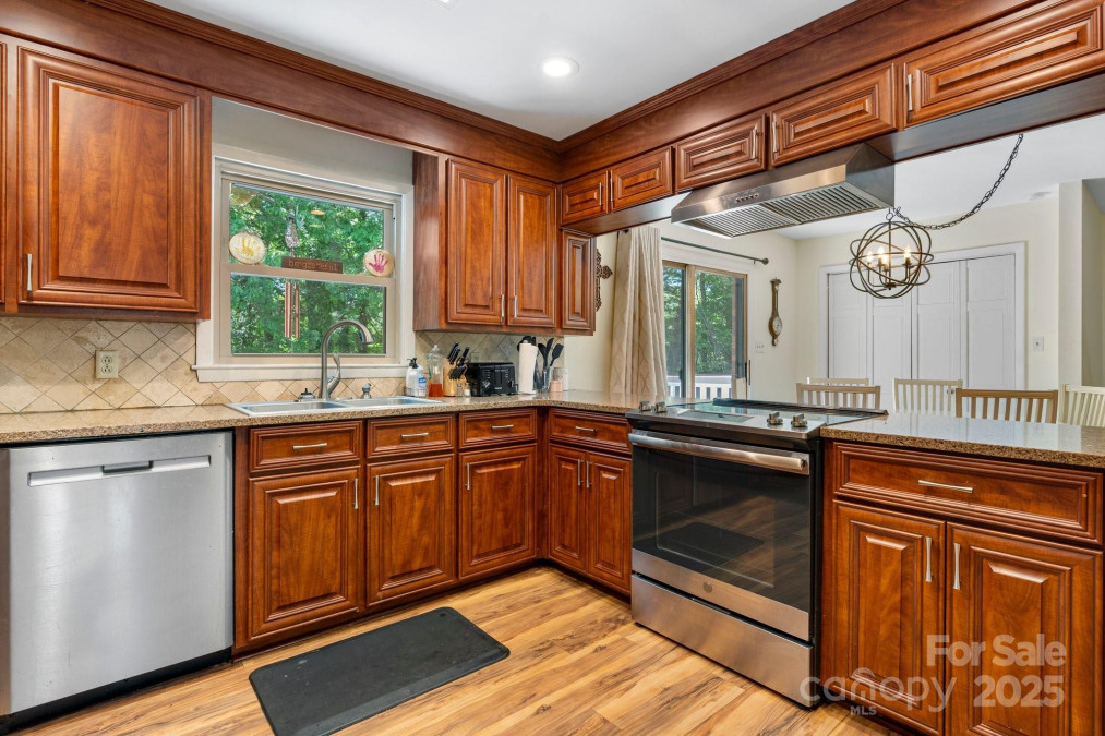 701 5th Ave Conover, NC 28613