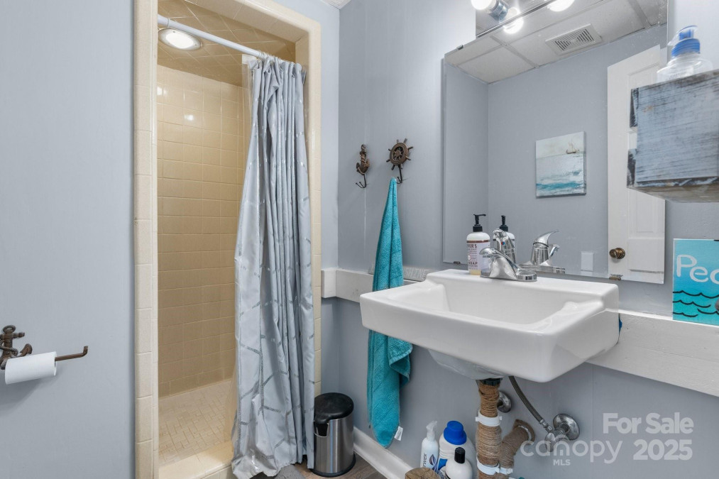 701 5th Ave Conover, NC 28613