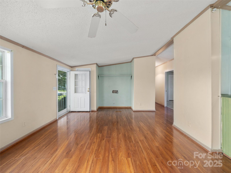 236 White Ash Cir Hendersonville, NC 28739