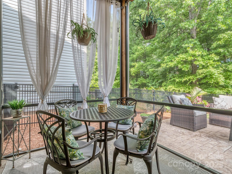 5130 Mount Clare Ln Charlotte, NC 28210