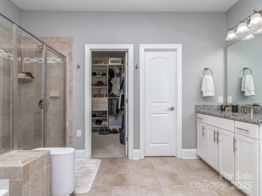 5130 Mount Clare Ln Charlotte, NC 28210