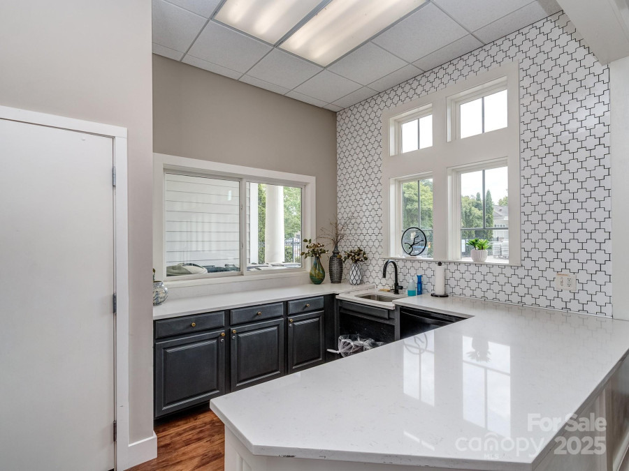 5130 Mount Clare Ln Charlotte, NC 28210