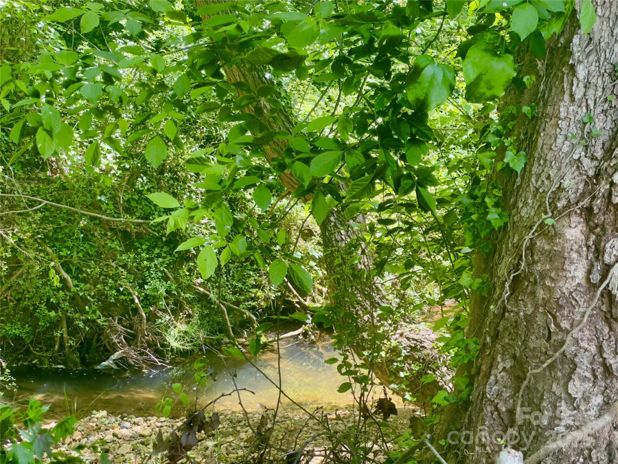 175 Spring St Marion, NC 28752
