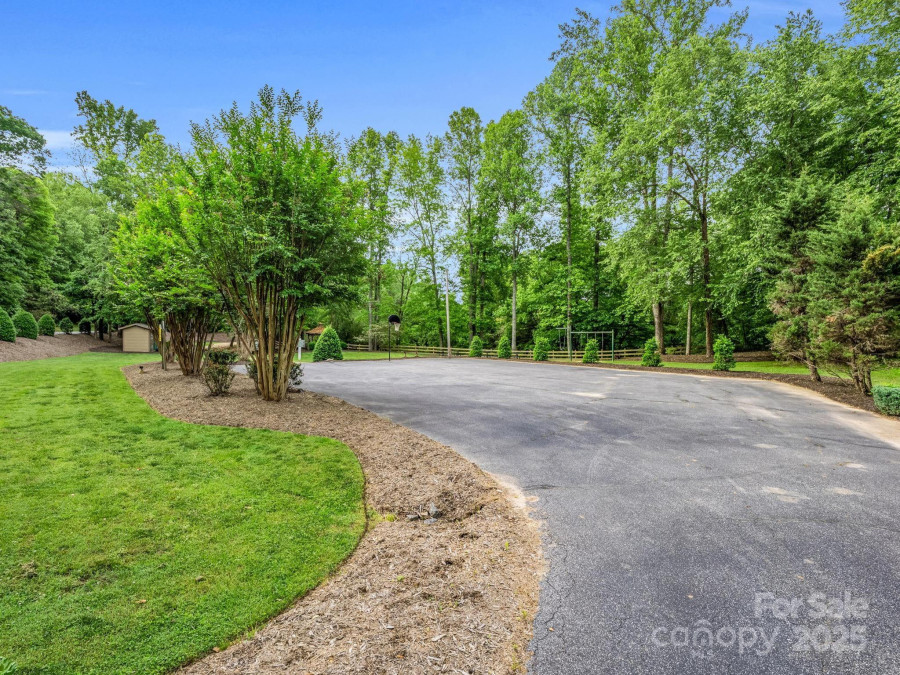 480 River Crest Pw Rutherfordton, NC 28139