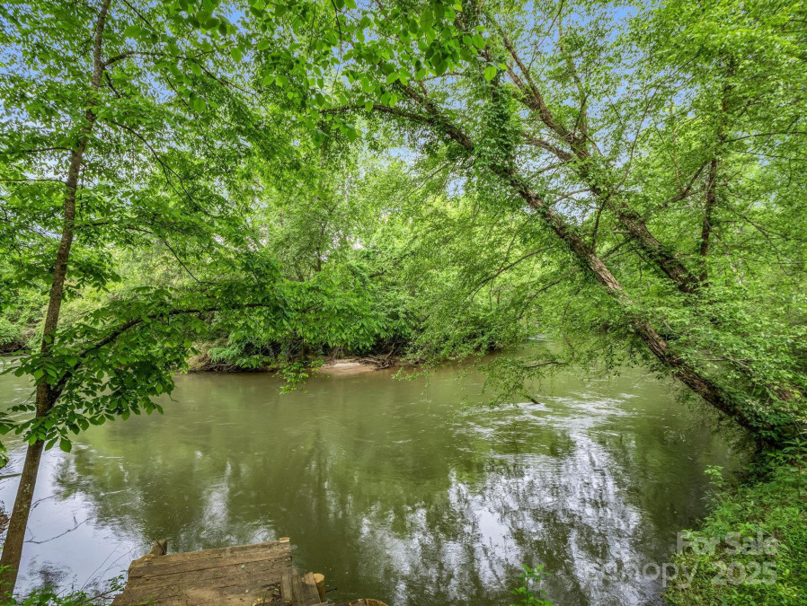 480 River Crest Pw Rutherfordton, NC 28139