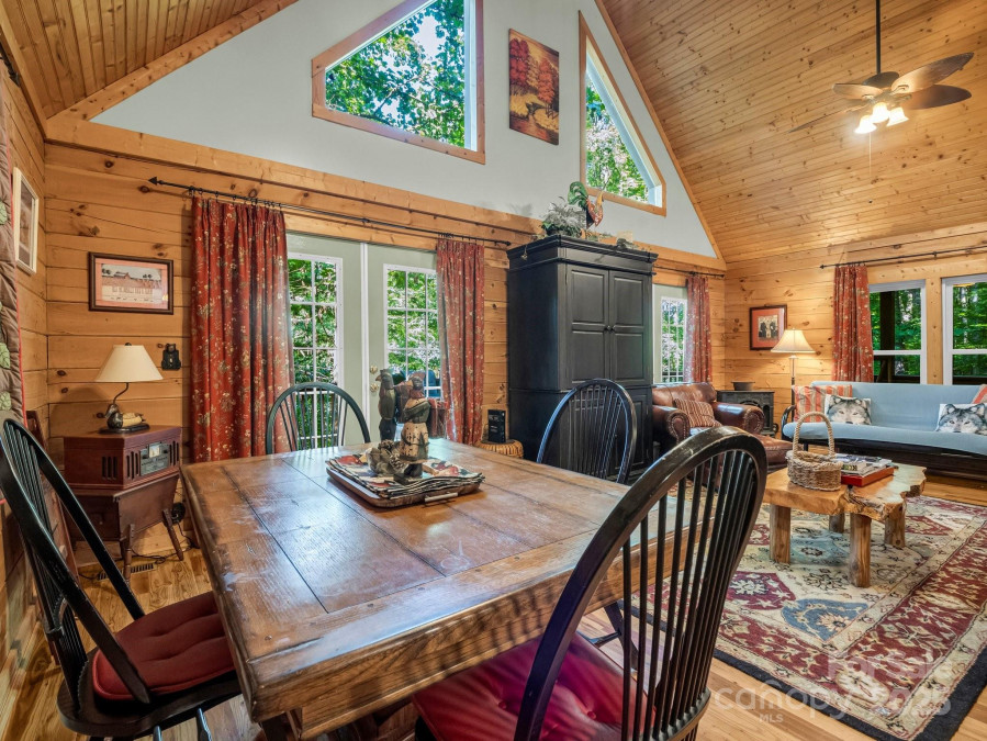 480 River Crest Pw Rutherfordton, NC 28139