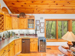 86 Laurel Dr Burnsville, NC 28714