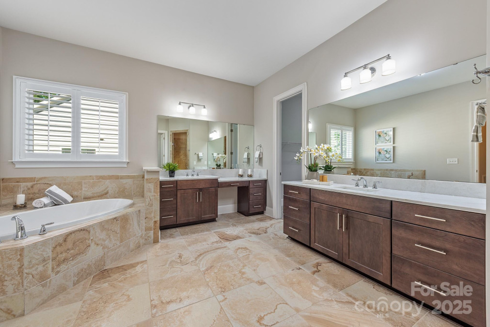 212 Seven Oaks Ldg Belmont, NC 28012