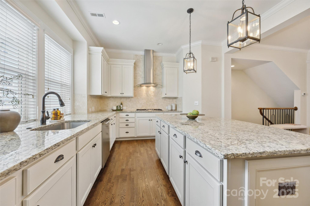 258 Iverson Way Charlotte, NC 28203