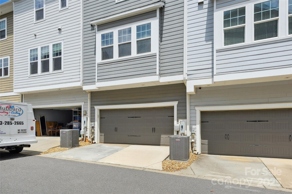 258 Iverson Way Charlotte, NC 28203