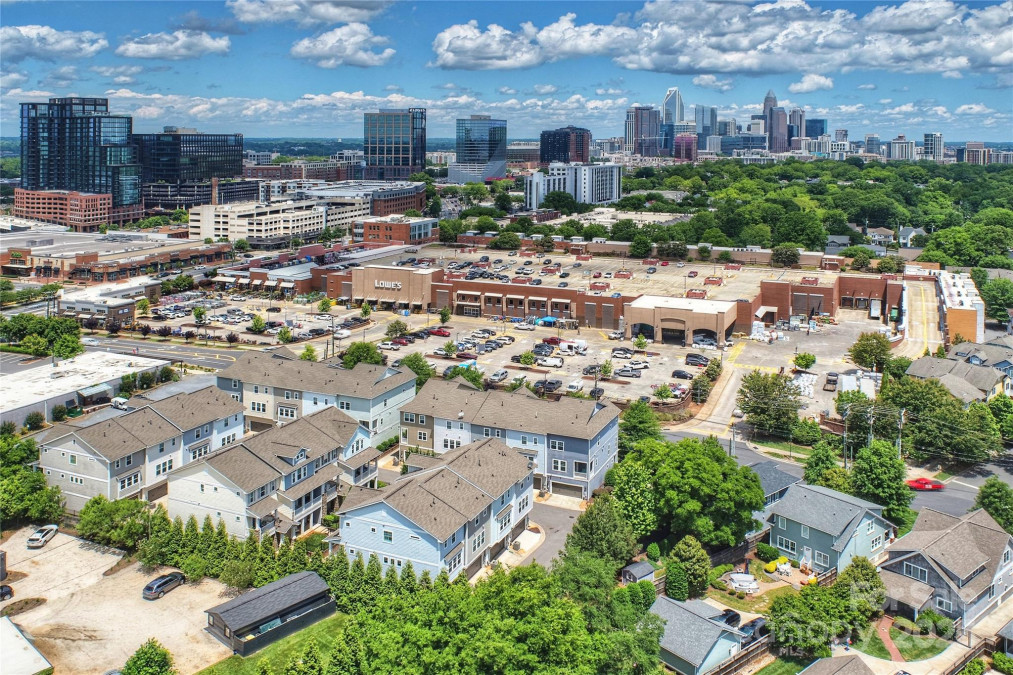 258 Iverson Way Charlotte, NC 28203
