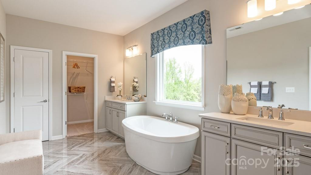 11913 Casabella Dr Huntersville, NC 28078